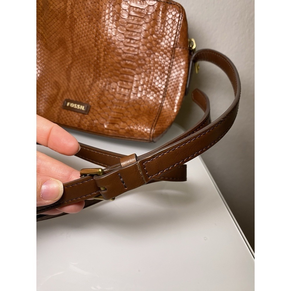 Fossil Croc Leather Effect Messenger Bag Baked Clay Tan And Brown Crossbody - Picture 4 of 16